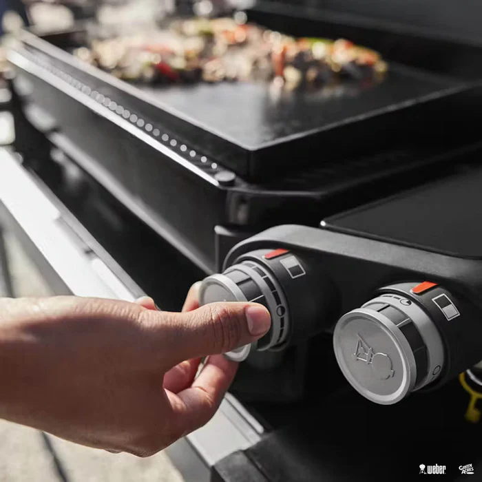 Weber Traveler Portable Gas Griddle 22"