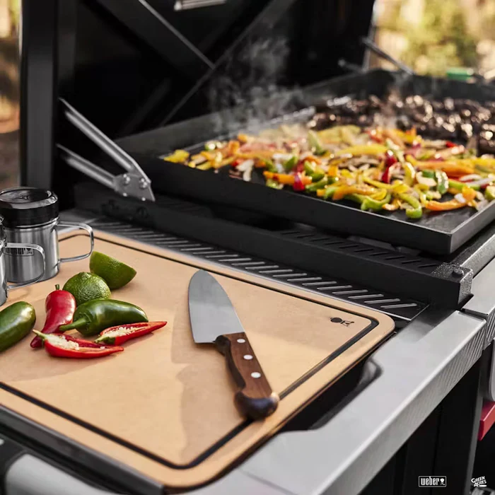 4763-weber-works-cutting-board-4.webp Weber Works Cutting Board